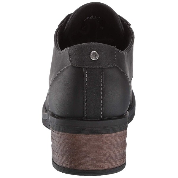 eastland trish oxford
