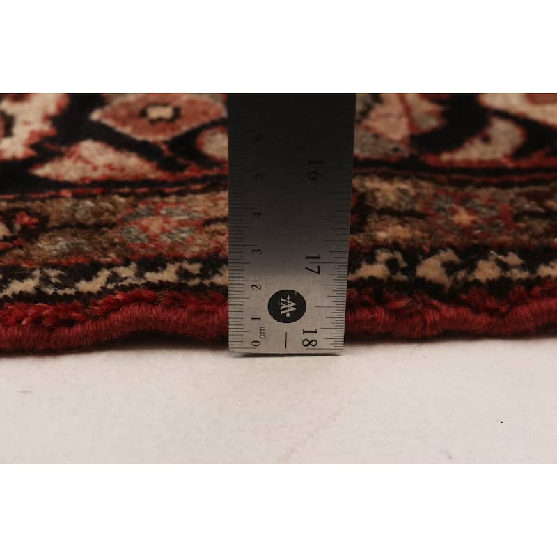 Andelz Red Rug 5'0" x 7'4" - 5'0 x 7'4