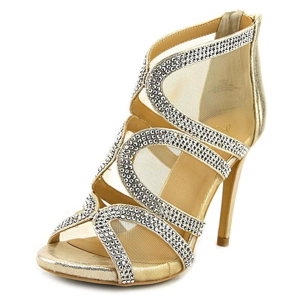 champagne pumps