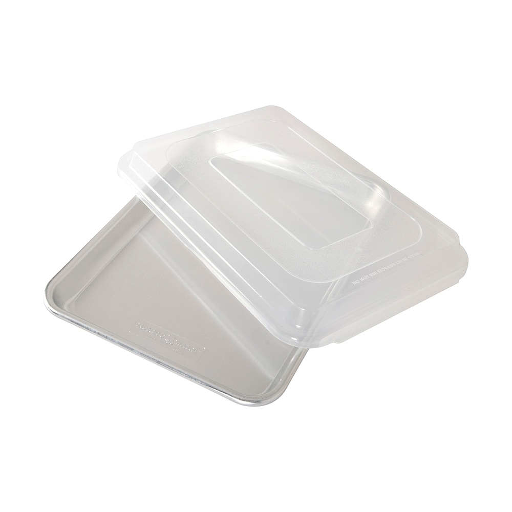 Nordic Ware Natural Aluminum Commercial Baker's Quarter Sheet with Lid -  Bed Bath & Beyond - 30025692