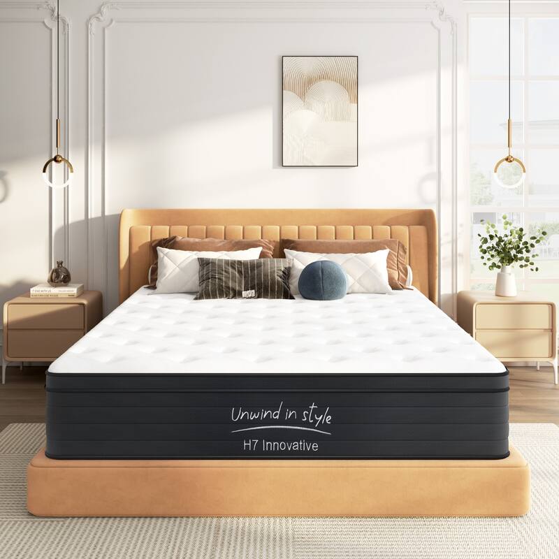 Queen Size Mattress, 12 Inch Hybrid Mattress, Individually Pocketed Innerspring, Medium Firm - White