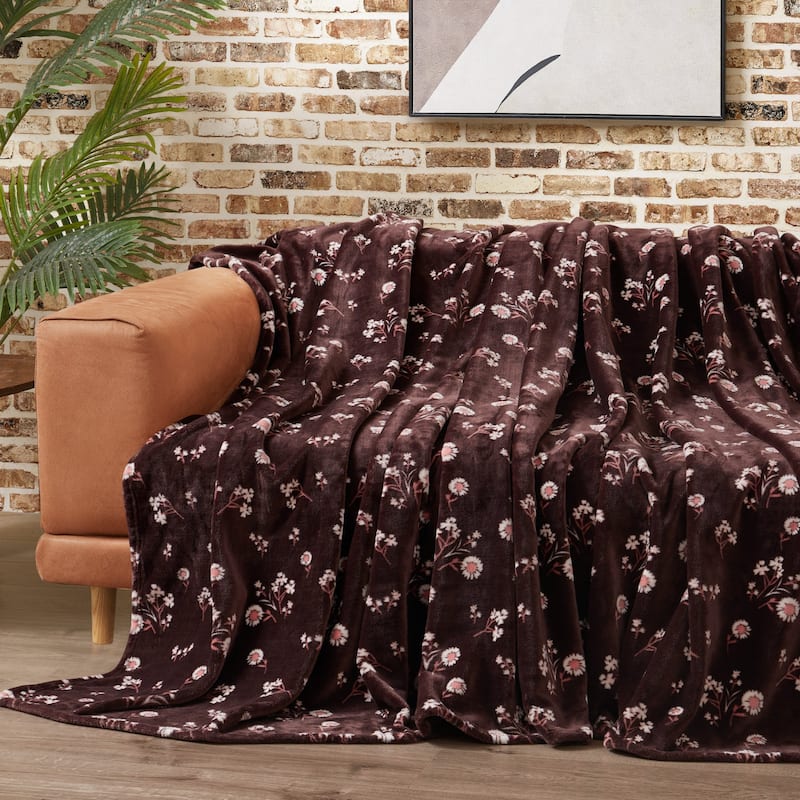 Lucky Brand Daisy Plush Throw Blanket