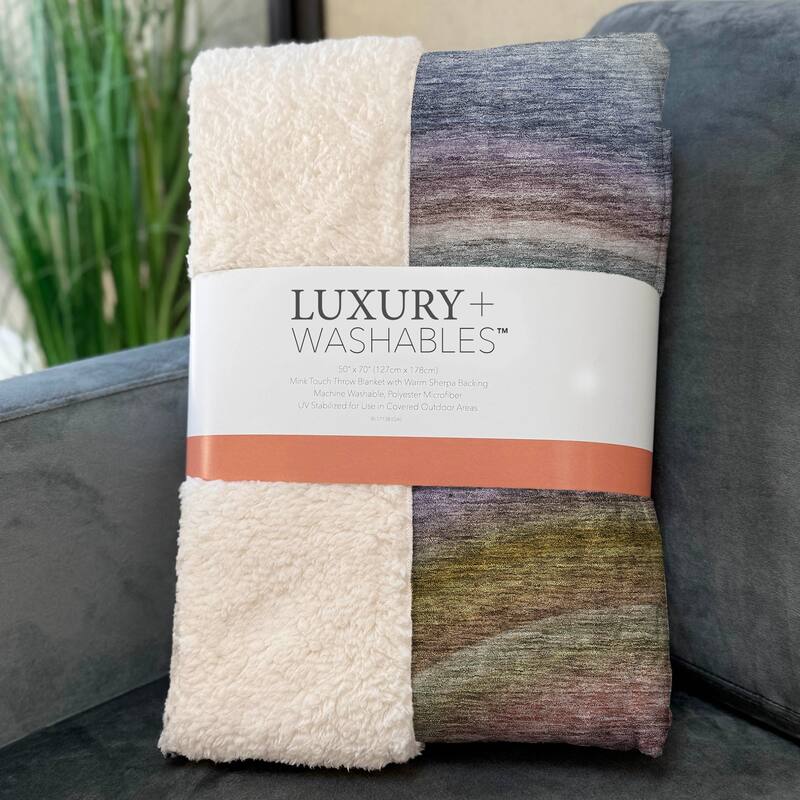 Premium Machine Washable Contemporary Wave Sherpa Throw Blanket