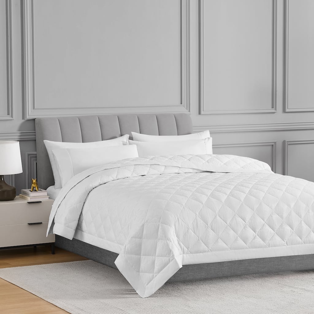 Stearns & Foster Paisley Reserve Down Alternative Blankets