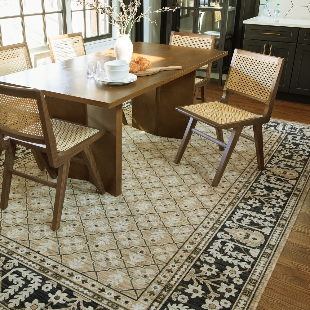 Adelaide Vintage Traditional Tan/ Charcoal Wool Blend Area Rug