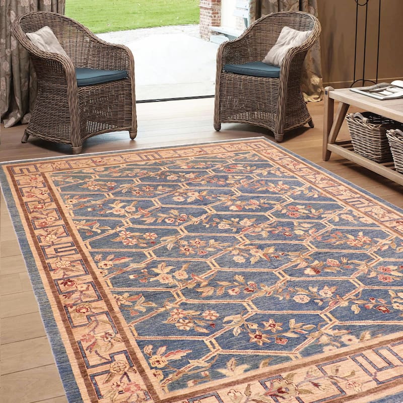 Hexagonal Trellis Floral Hand-Knotted Wool Area Rug
