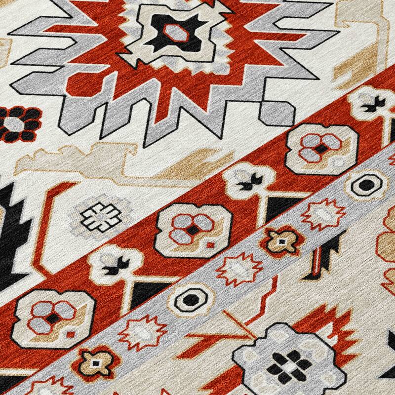 Machine Washable Indoor/ Outdoor Traditional Aspen Chantille Rug