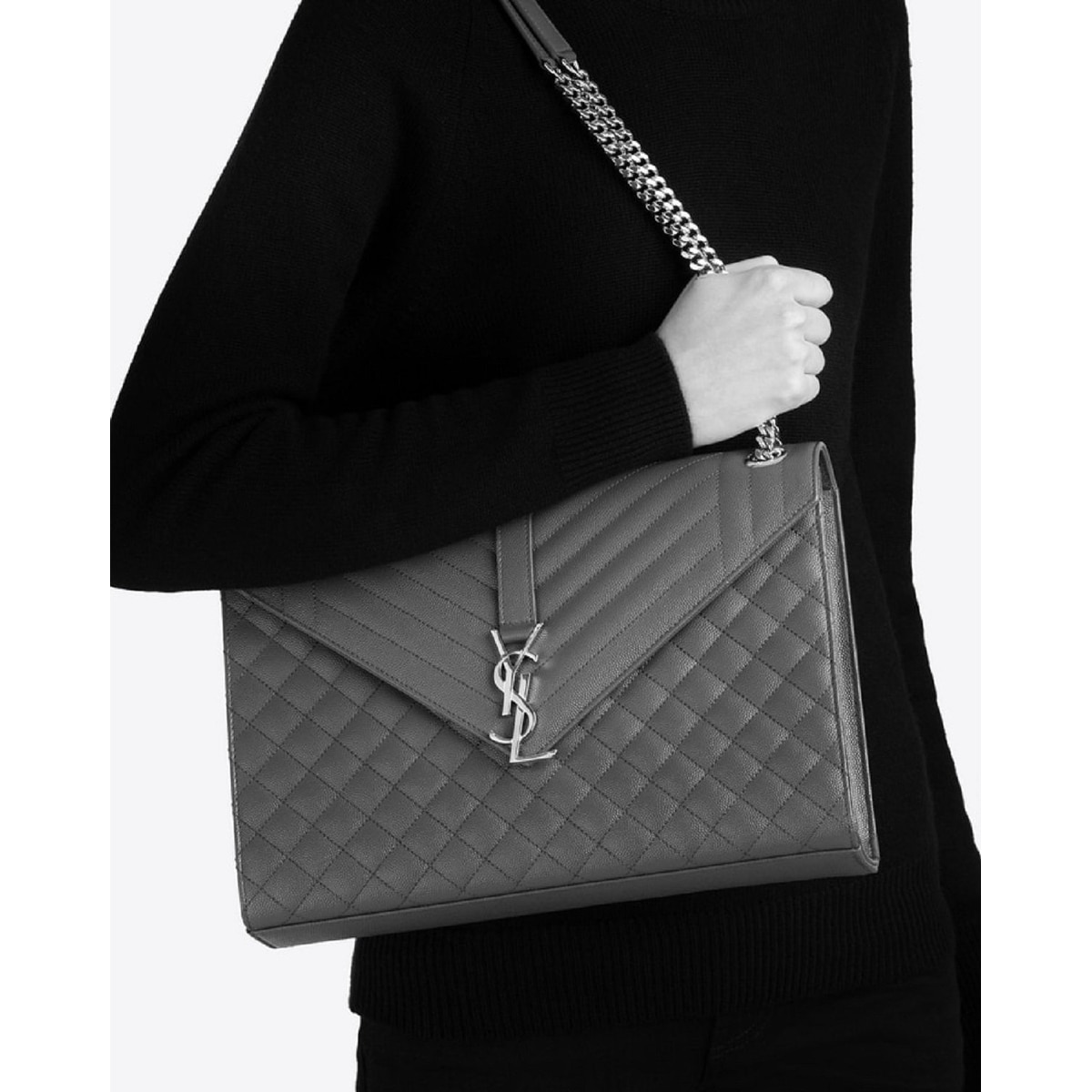 saint laurent black medium envelope chain bag