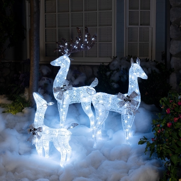 out RIN様 ホワイト シャビー* クリスマス ガーデン Alpine Corporation White Mesh Holiday Decor Reindeer Family with
