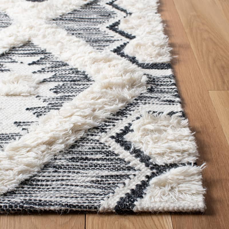 SAFAVIEH Handmade Natura Dalla Moroccan Wool Rug