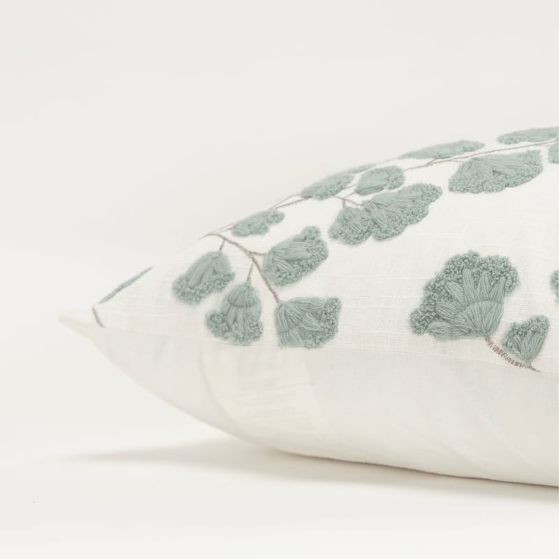 Rizzy Home Transitional Ivory Pillow Cover - 20" x 20"