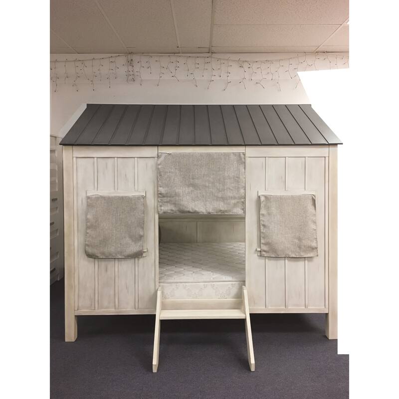 Freeman White and Pink Full Platform Bed - Weathered White/Washed Gray