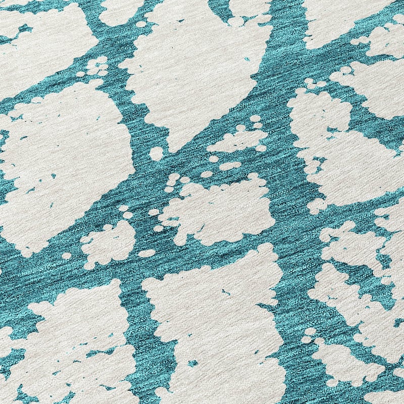 Machine Washable Indoor/ Outdoor Abstract Contemporary Chantille Rug