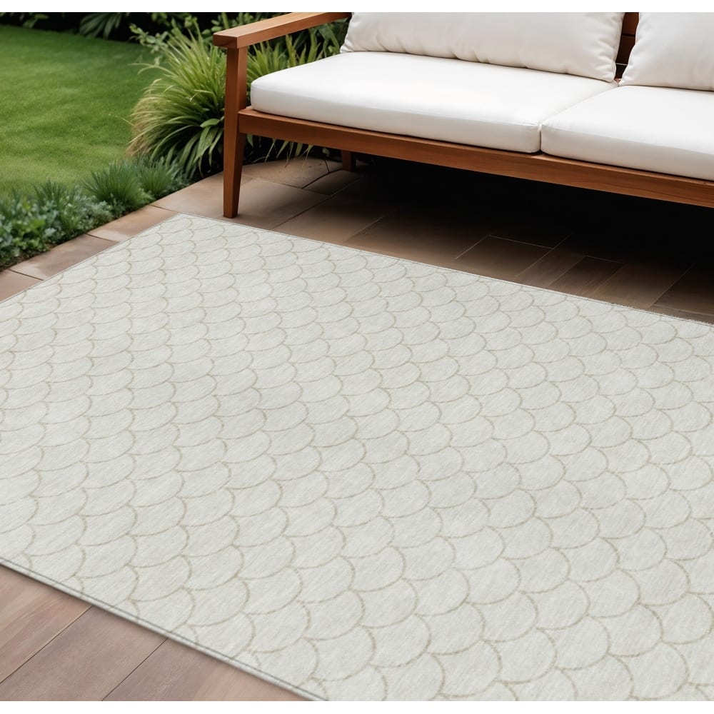 HomeRoots Geometric Transitional Rectangle Outdoor Rug