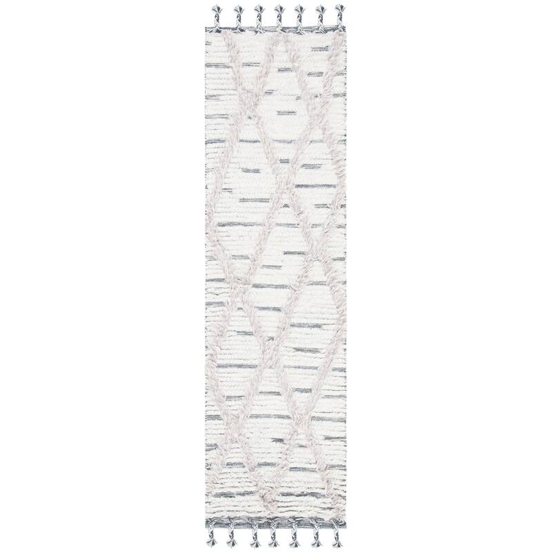 SAFAVIEH Handmade Kenya Annemarije Wool Tassel Rug