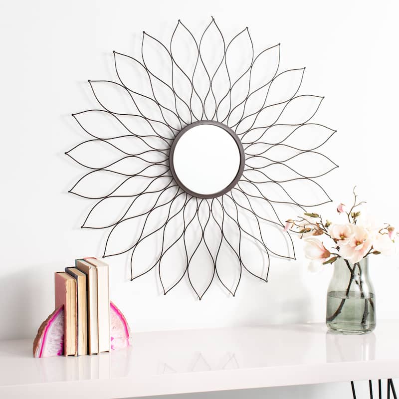 SAFAVIEH Anais 35-inch Champagne Sunburst Round Mirror - 35" W x 1" L x 35" H - 35Wx1Dx35H