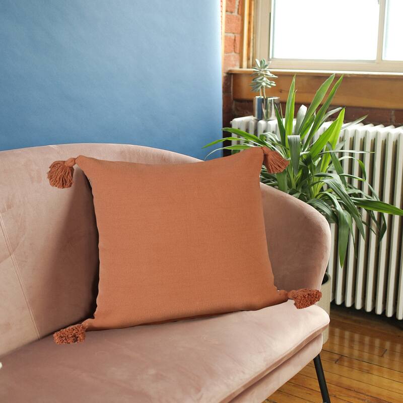 Sevita Solid Cotton Everyday Decorative Throw Pillow with Tassels