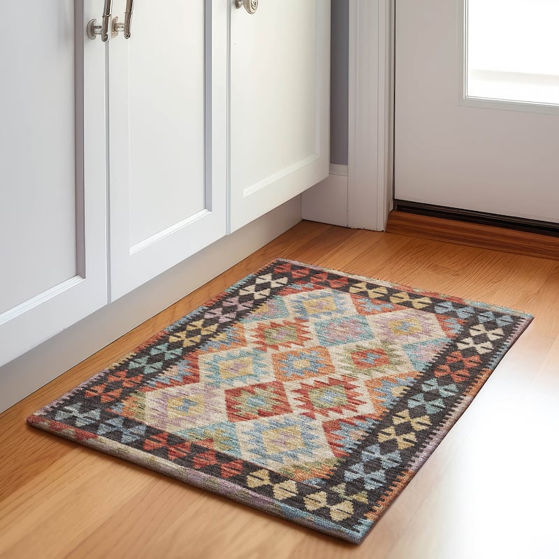 Machine Washable Indoor/ Outdoor Boho Global Chantille Rug