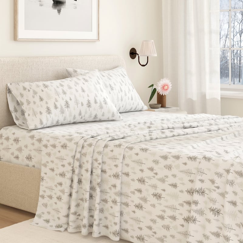 Linery & Co. Ultra-Soft Turkish Cotton Flannel Christmas Print Sheet Set