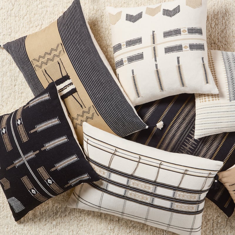 Mao Tribal Pillow