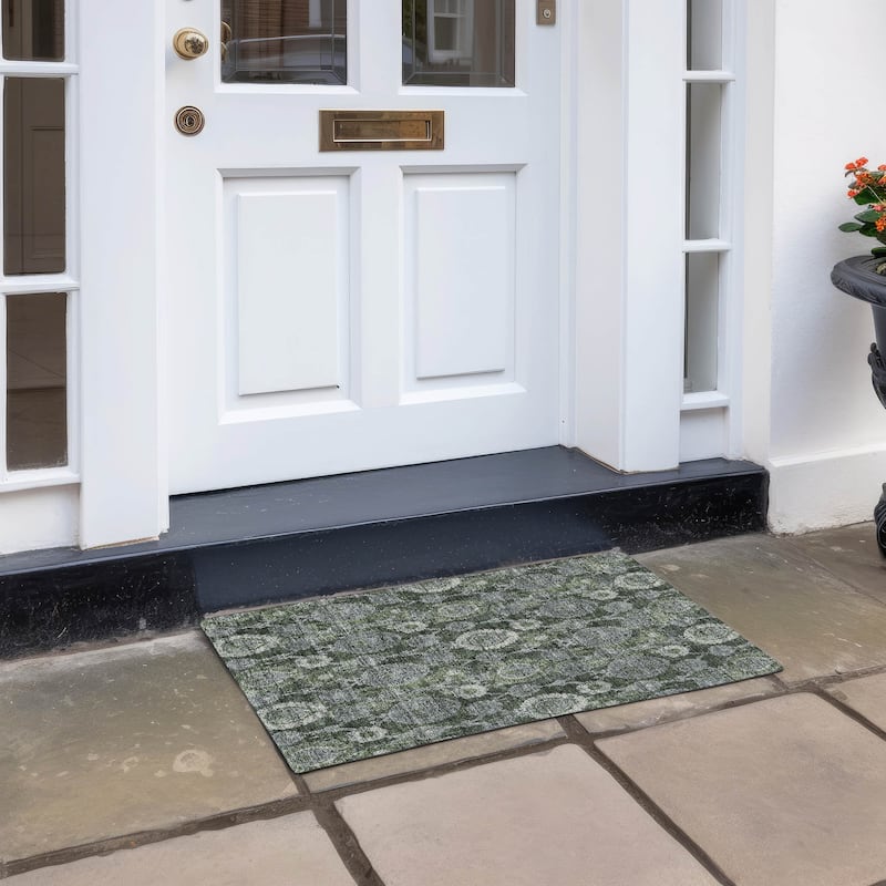 Machine Washable Indoor/ Outdoor Chantille Casual Floral Rug - Olive - 1'8" x 2'6"