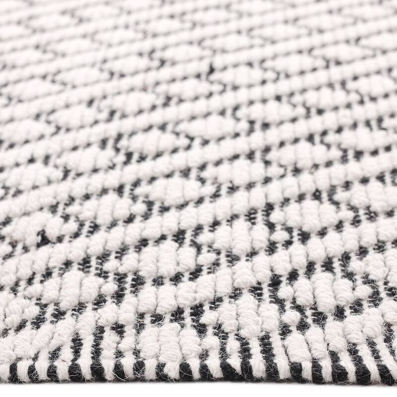 Overton Handmade Modern Contemporary Geometric Area Rug