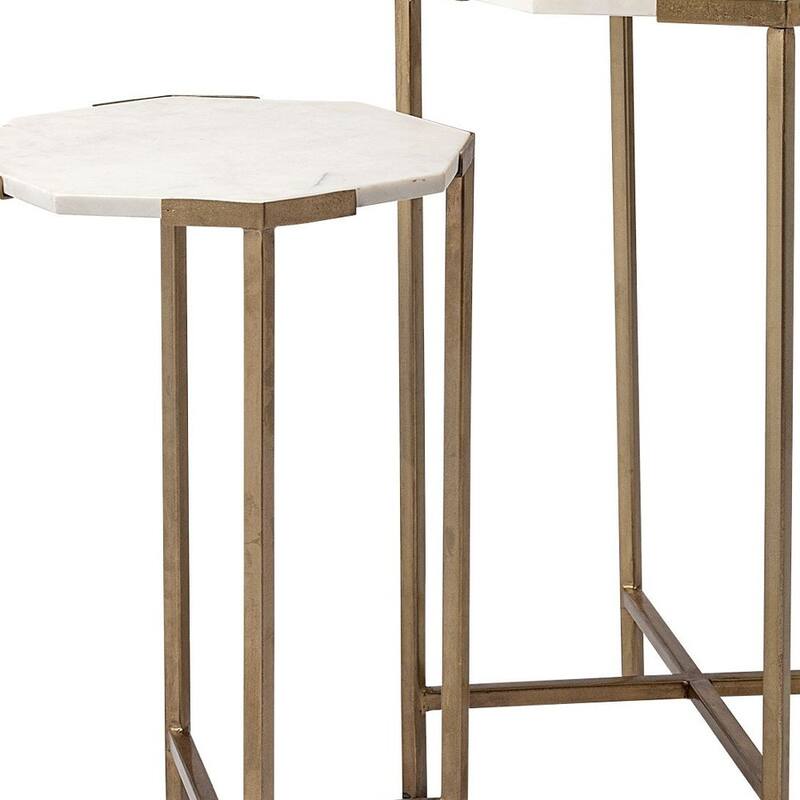 HomeRoots 25" White Marble Round End Table - 15.5' X '24.5' X '15.5