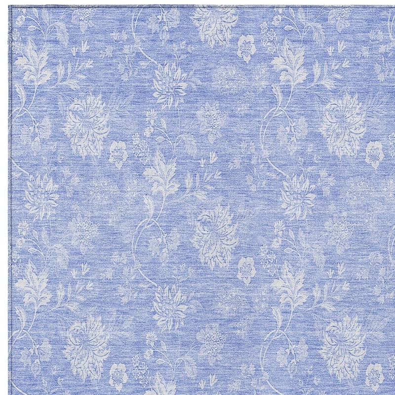 HomeRoots Floral Transitional Rectangle Outdoor Rug