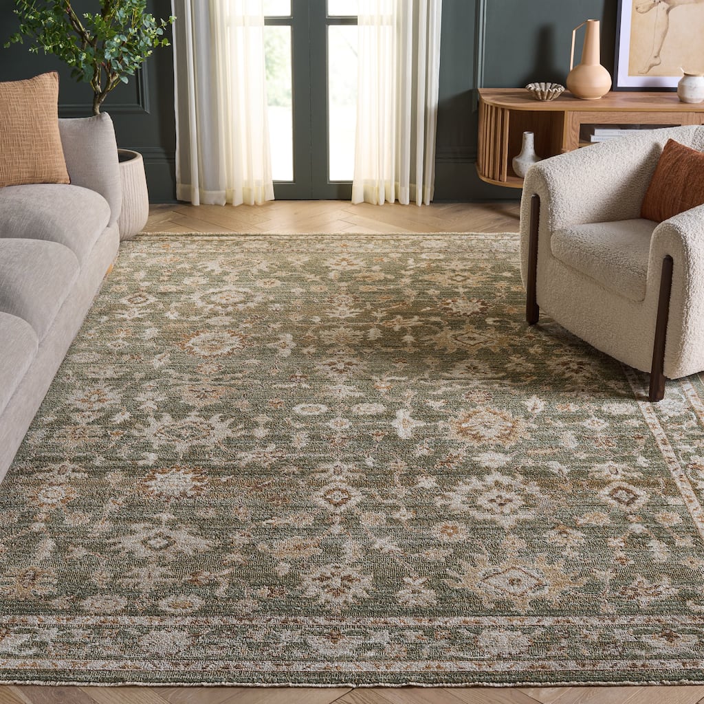 SAFAVIEH Hazel Emmanuelle Traditional Oriental Rug