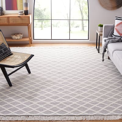 SAFAVIEH Handmade Marbella Geeke Trellis Fringe Wool Rug