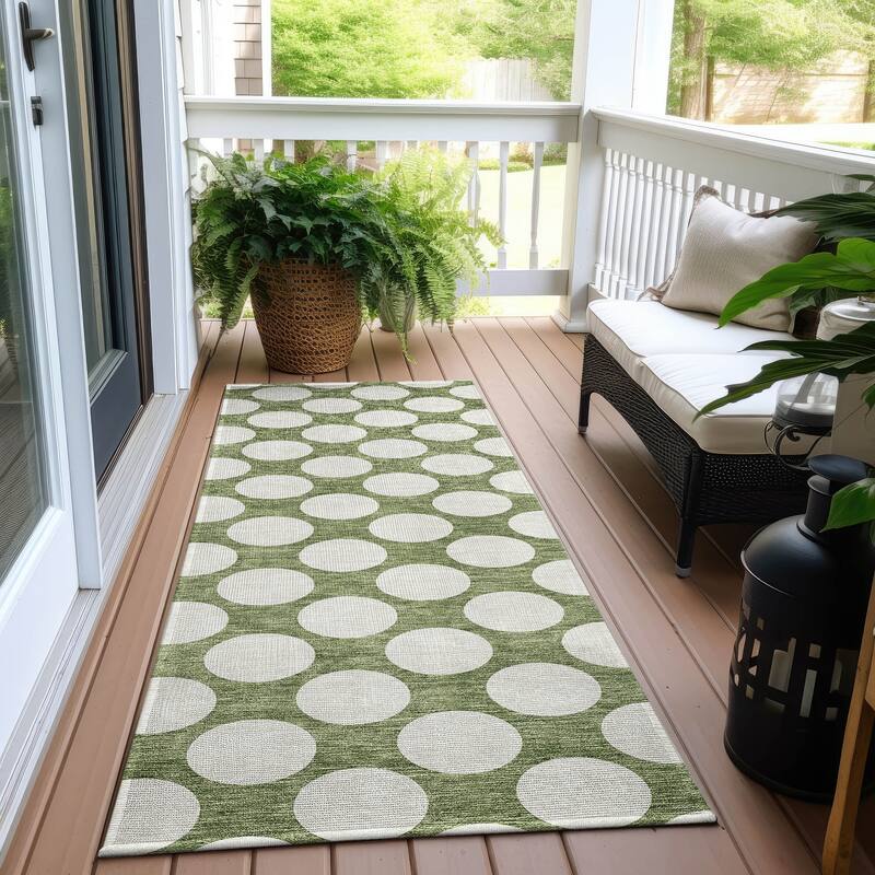 Machine Washable Indoor/ Outdoor Chantille Modern Dots Rug - Green - 2'3" x 7'6"