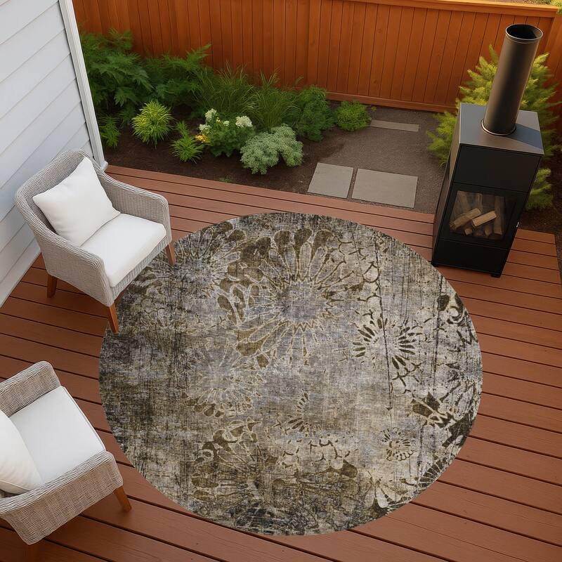 Machine Washable Indoor/ Outdoor Modern Floral Chantille Rug - Brown - 8' x 8'