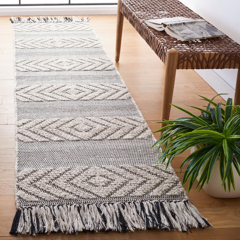 SAFAVIEH Vermont Corlien Wool Fringe Rug - 2'3" x 9' Runner - Beige/Ivory