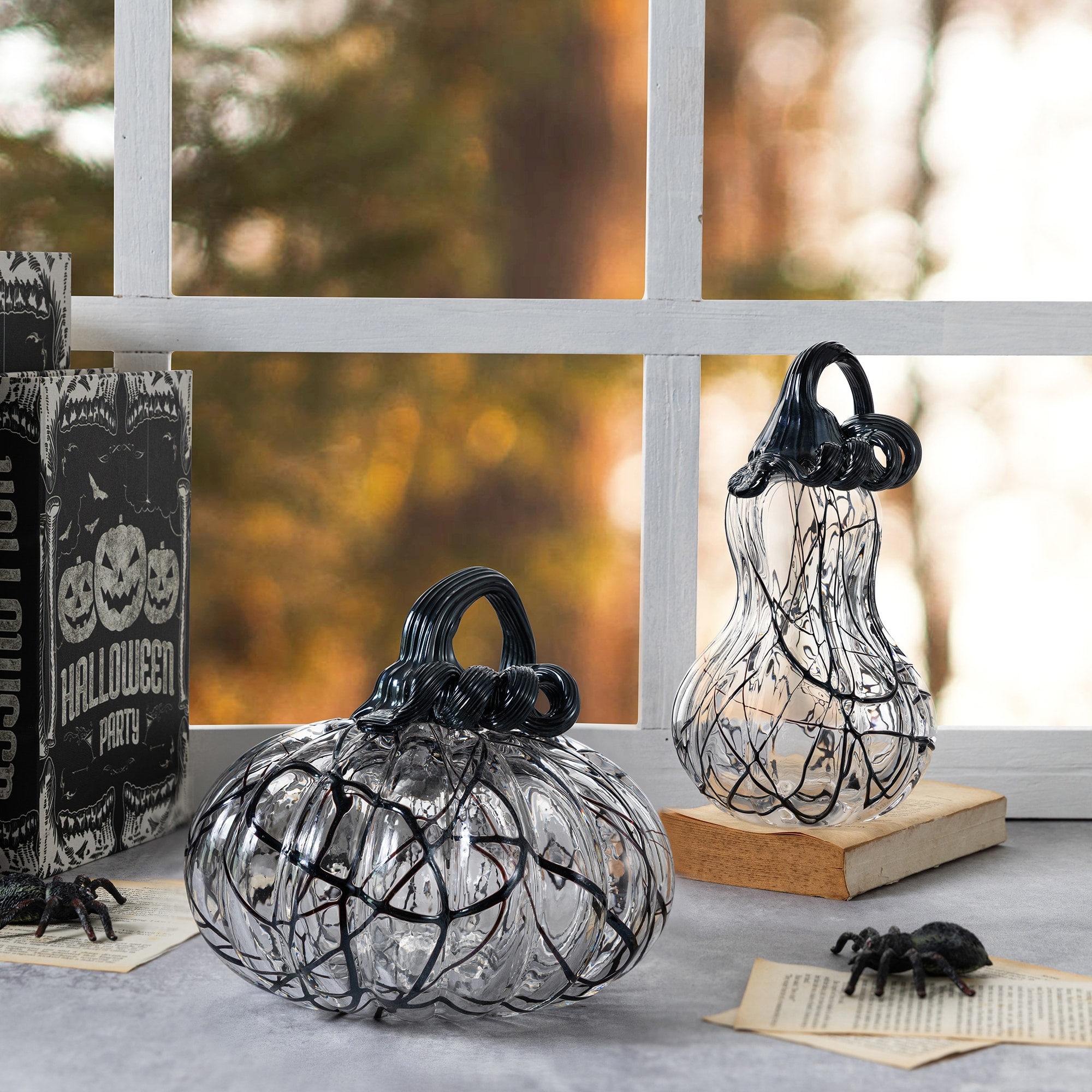 Glitzhome Halloween Abstract Black and White Glass Gourd Pumpkin