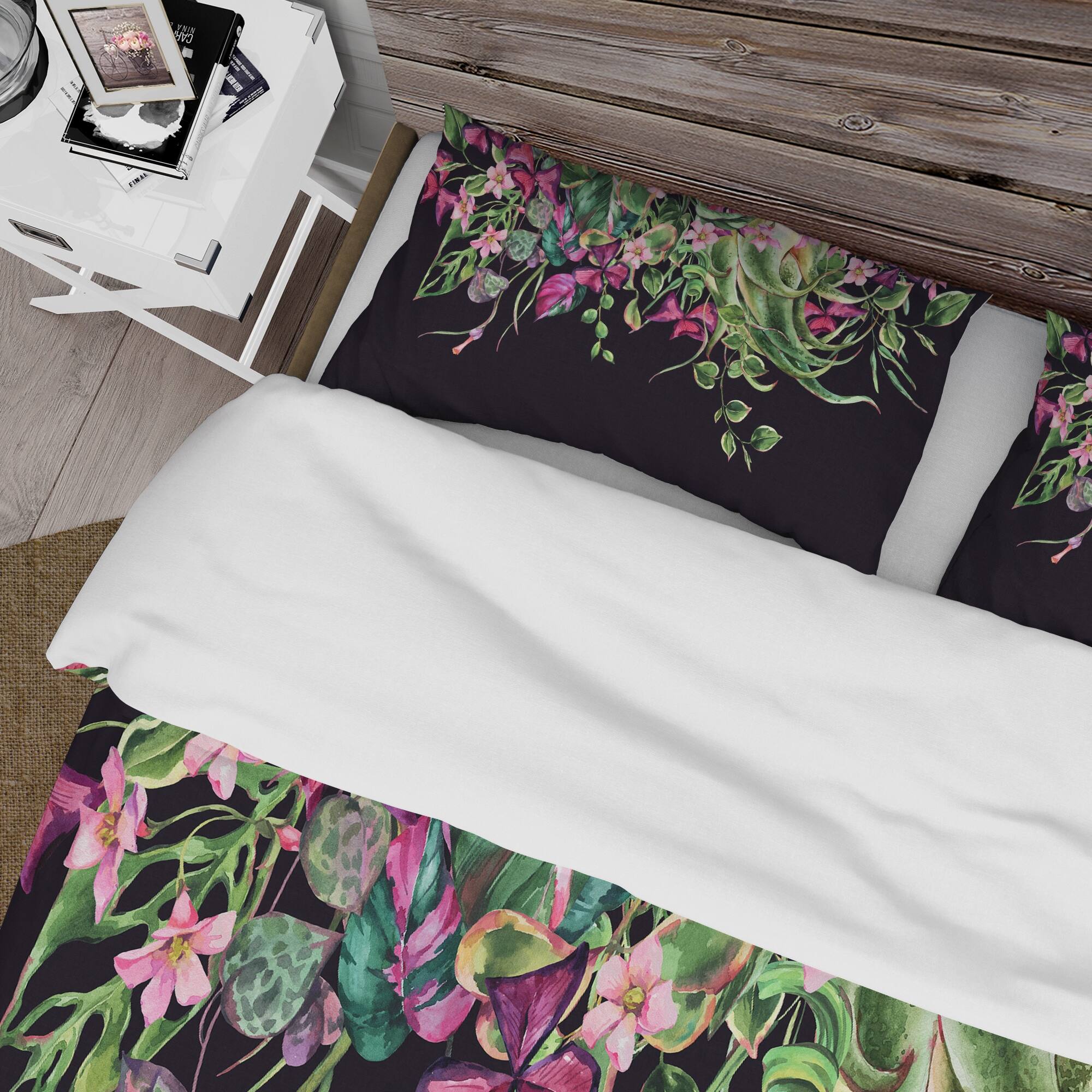 Designart 'Floral Tropical Leaves Om Black' Farmhouse Duvet Cover Comforter Set Bed Bath