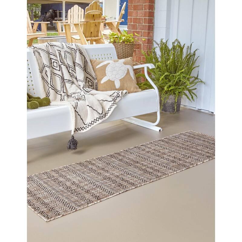 Outdoor Laaset Collection Area Rug
