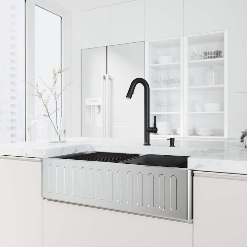 Vigo Oxford 36" Farmhouse Single Basin Stainless Steel Kitchen Sink