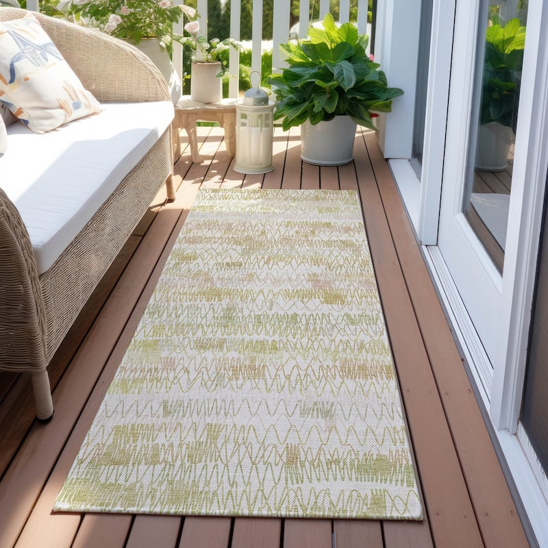 Machine Washable Indoor/ Outdoor Chantille Abstract Zig Zag Rug - Gold - 2'3" x 7'6"