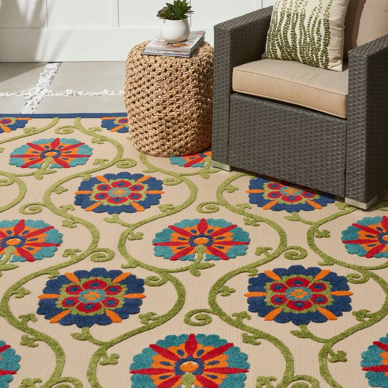 Lanikai Floral Indoor/ Outdoor Area Rug by Havenside Home