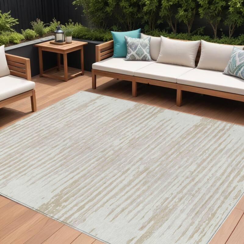 HomeRoots Striped Transitional Rectangle Outdoor Rug - 10' X 14'