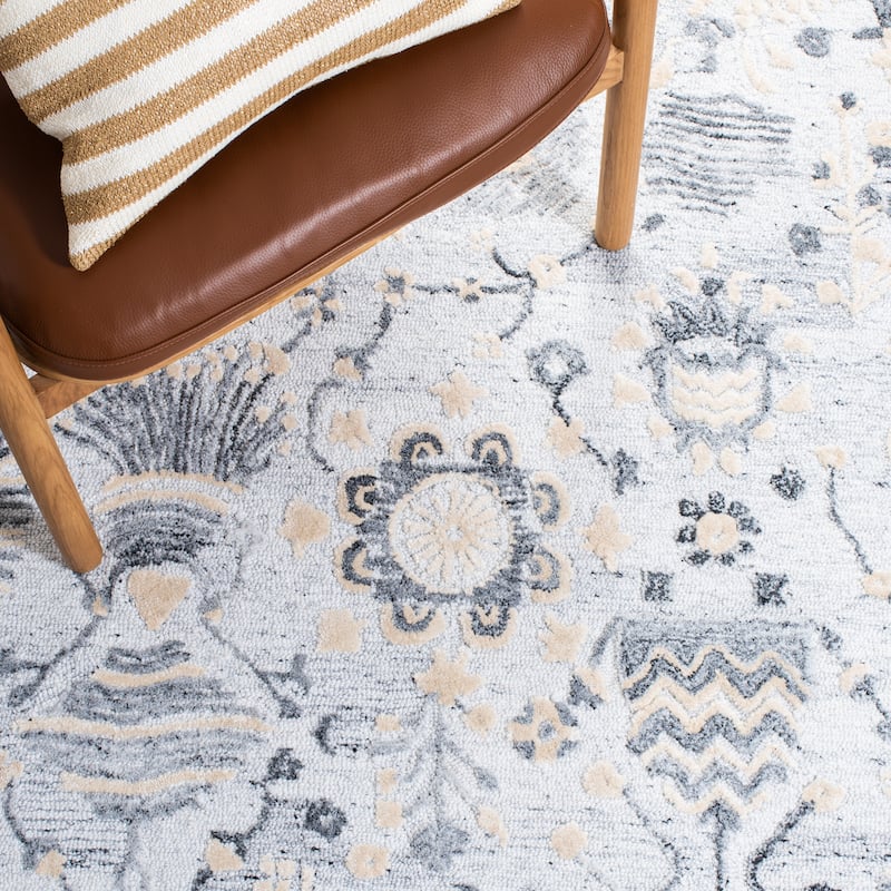 SAFAVIEH Handmade Glamour Adeliya Modern Viscose Rug