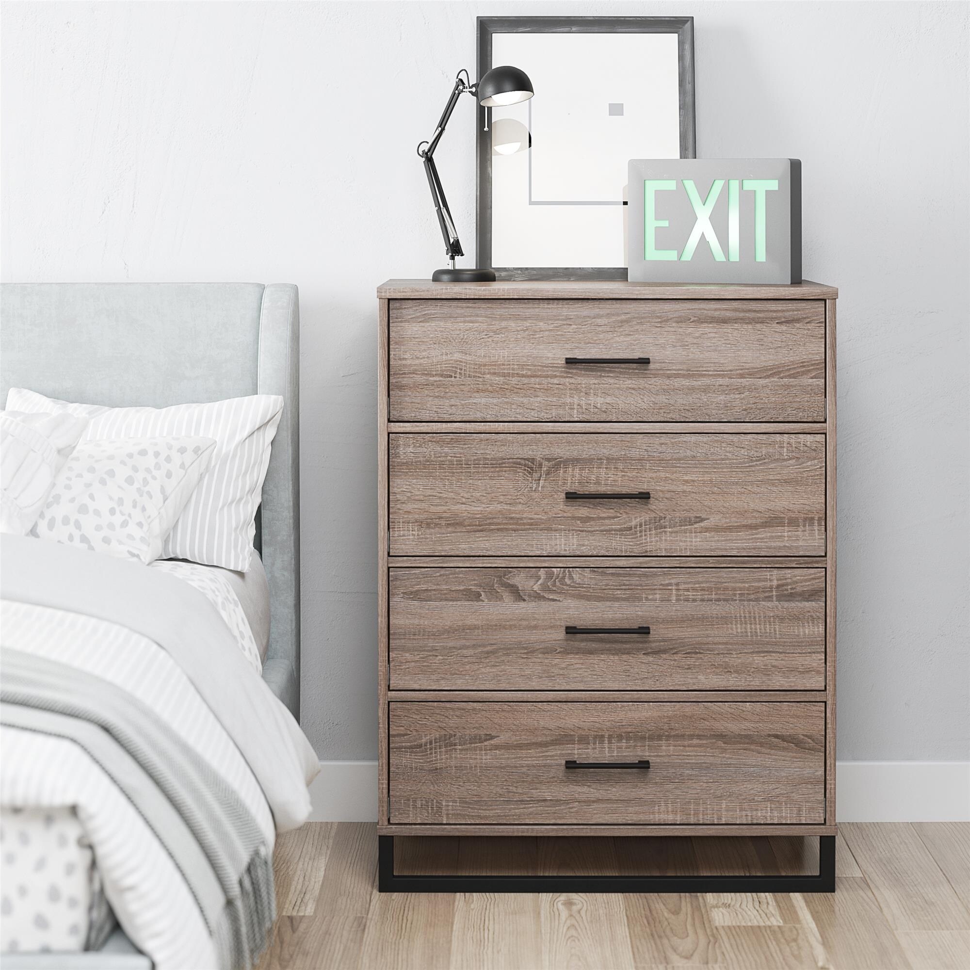 Ameriwood Home Lynnfield 4 Drawer Dresser