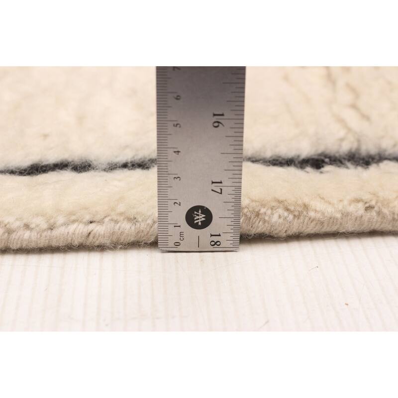 ECARPETGALLERY Hand-knotted Tangier Cream Wool Rug - 5'3 x 7'7