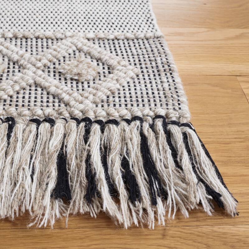 SAFAVIEH Vermont Libbie Wool Fringe Rug