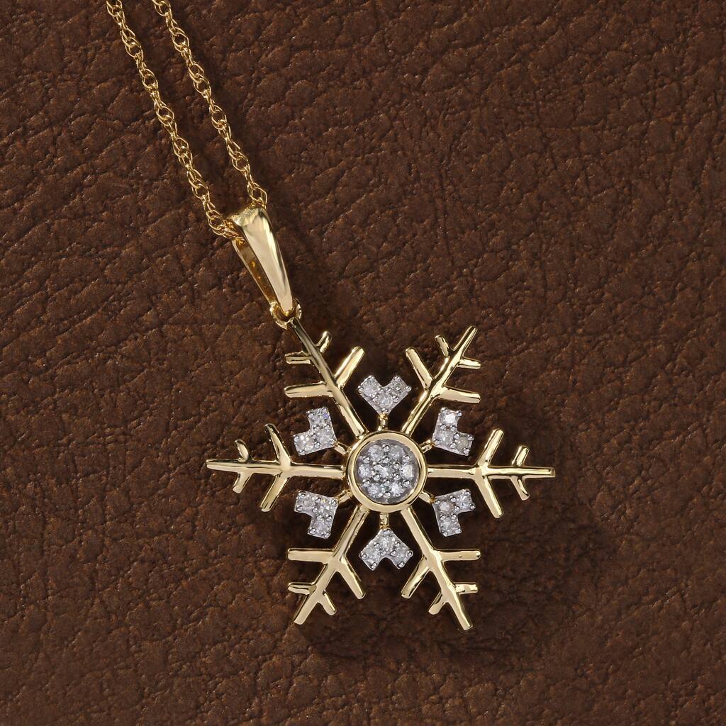 10K Gold 1/10ct TDW Diamond Snowflake Pendant Necklace for Women