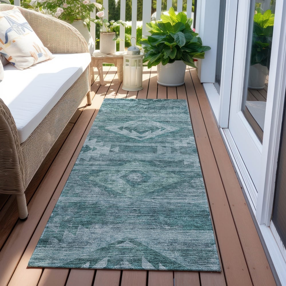 Machine Washable Indoor/ Outdoor Chantille Boho Tribal Rug