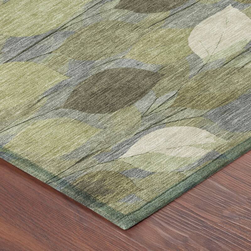 Machine Washable Indoor/ Outdoor Floral Mila Chantille Rug