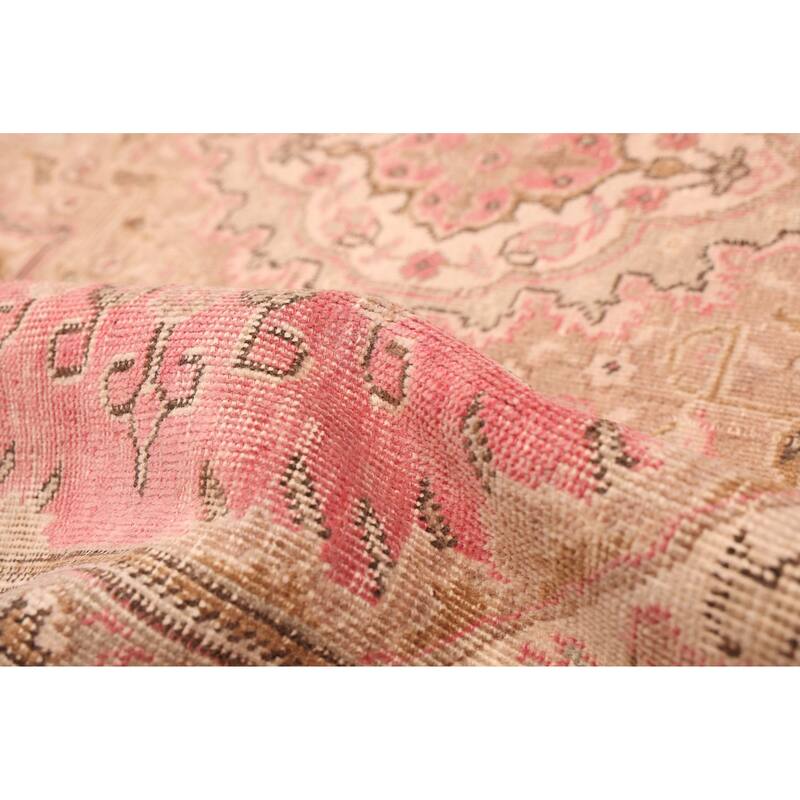 ECARPETGALLERY Hand-knotted Antalya Vintage Light Red Wool Rug - 6'4 x 9'0