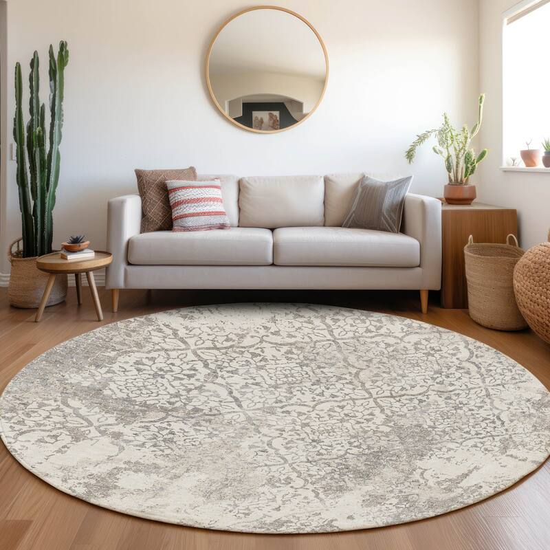 Machine Washable Indoor/ Outdoor Chantille Distressed Traditional Rug