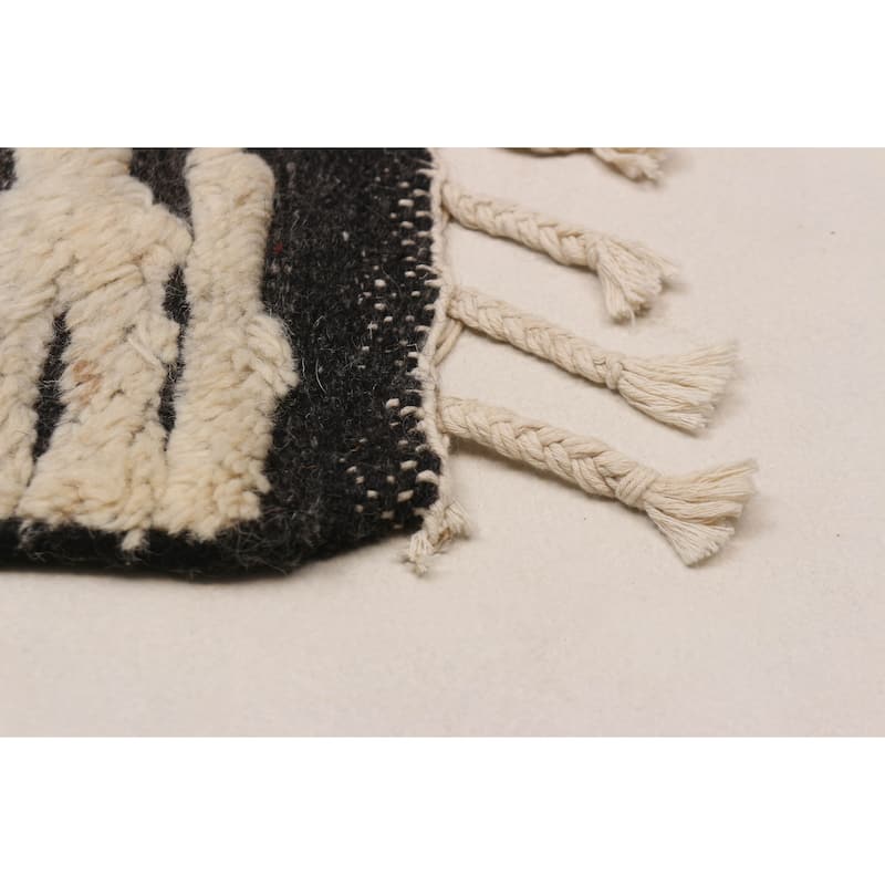 Tangier Cream Rug 5'0" x 8'0" - 5'0 x 8'0